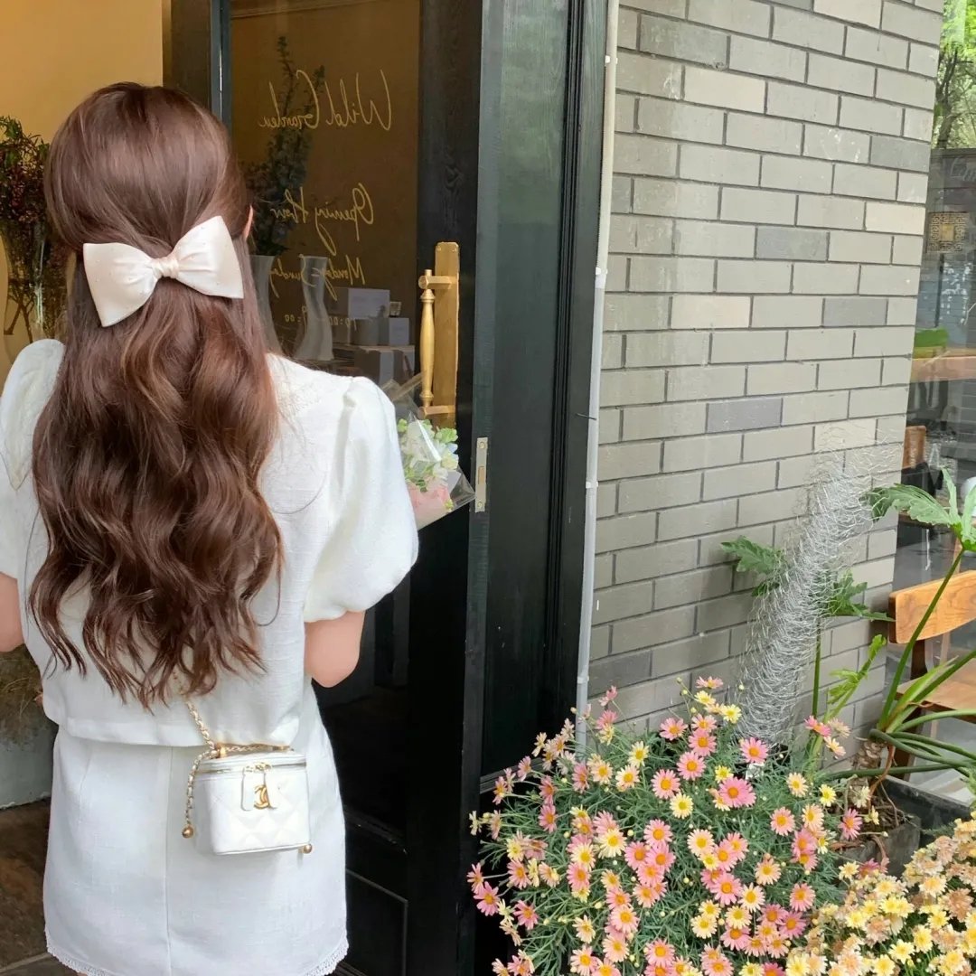 阿齐兹·安萨里:此时此刻